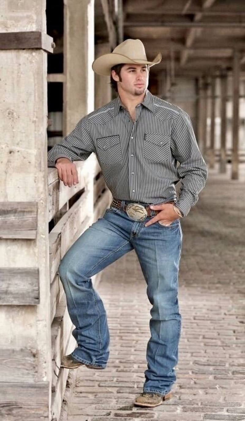 Grey Long Sleeves Shirt, Light Blue Denim Casual Trouser, Men's Cowboy Outfits