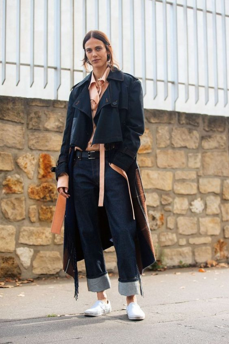 Dark Blue And Navy Wool Coat, Dark Blue And Navy Denim Casual Trouser, White Vans Outfit