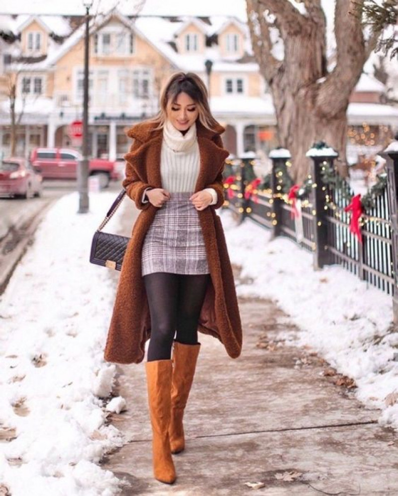 brown knit dress