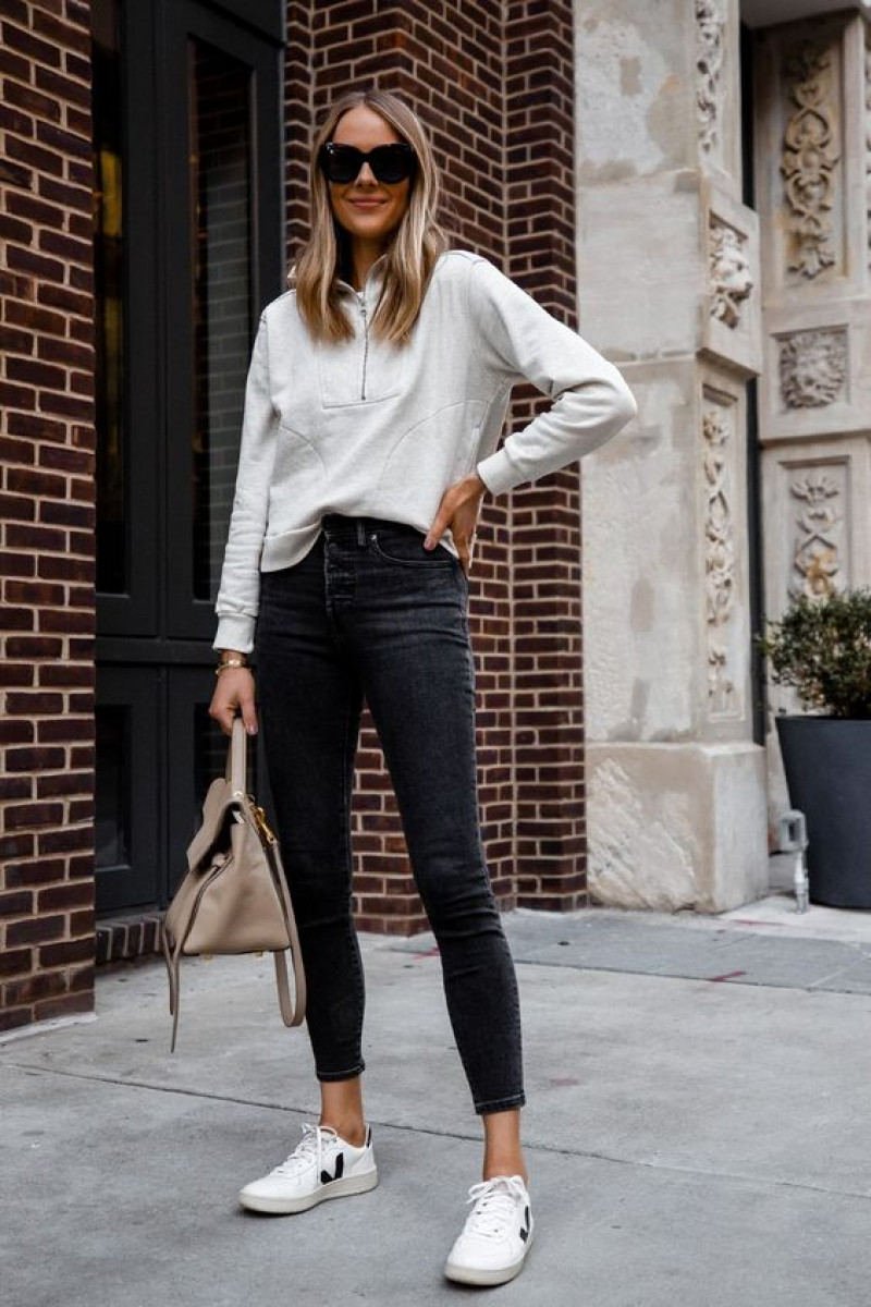 White Long Sleeves Upper, Dark Blue And Navy Denim Jeans, Black Jeans And White Shoes Outfits