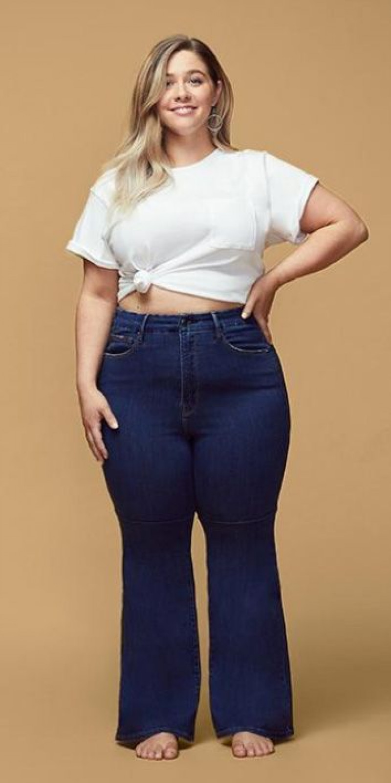 White Short Sleeves Crop Top, Dark Blue And Navy Denim Casual Trouser, Jeans Outfit