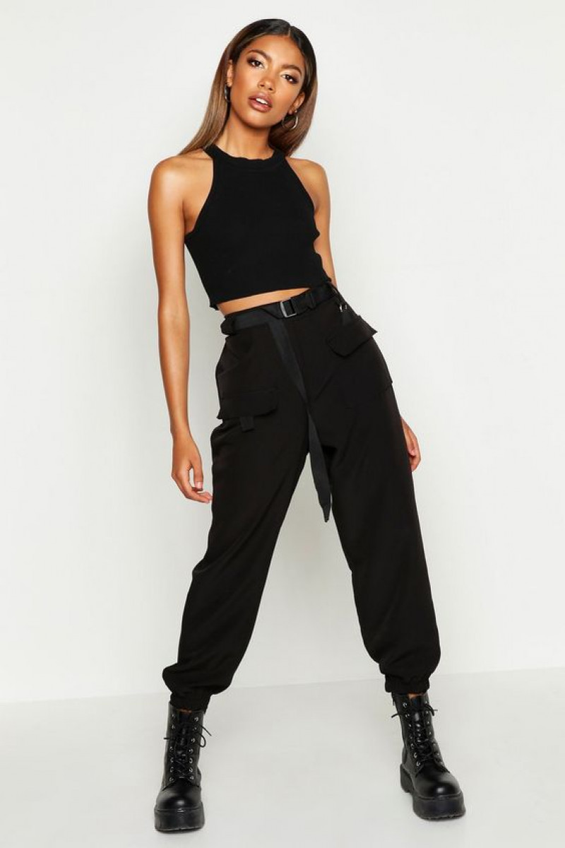 Black Sleeveless Crop Top, Black Cotton Cargo, Black Cargo Pants Outfit