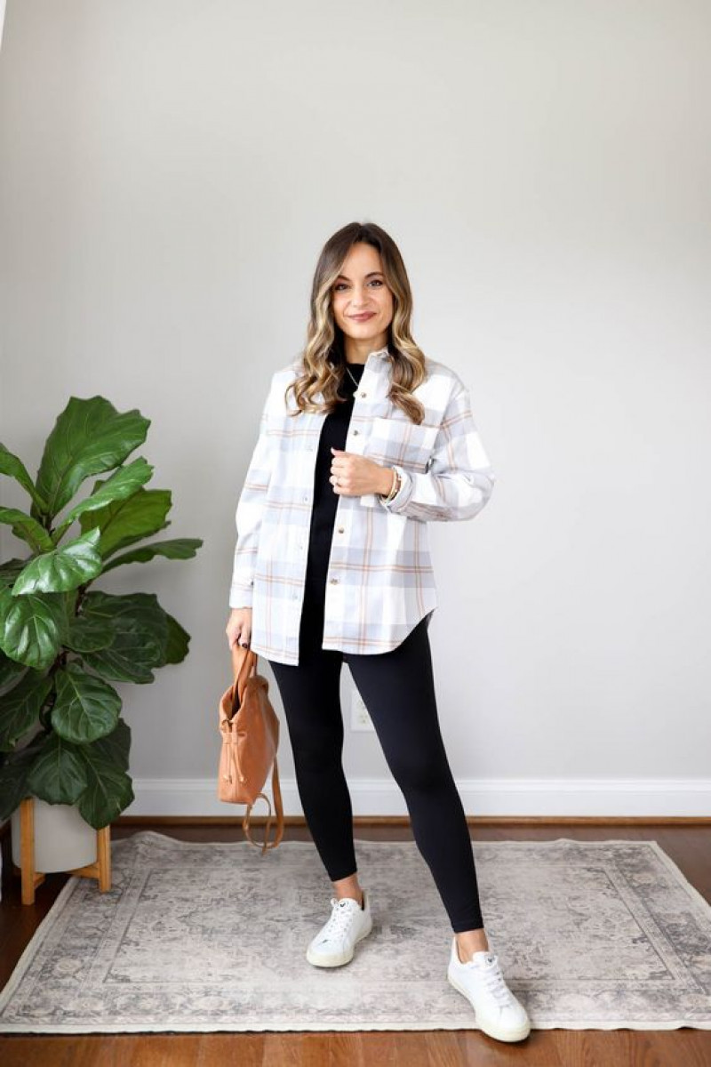 Casual Jacket, Black Denim Legging, Black Jeans And White Shoes Outfits