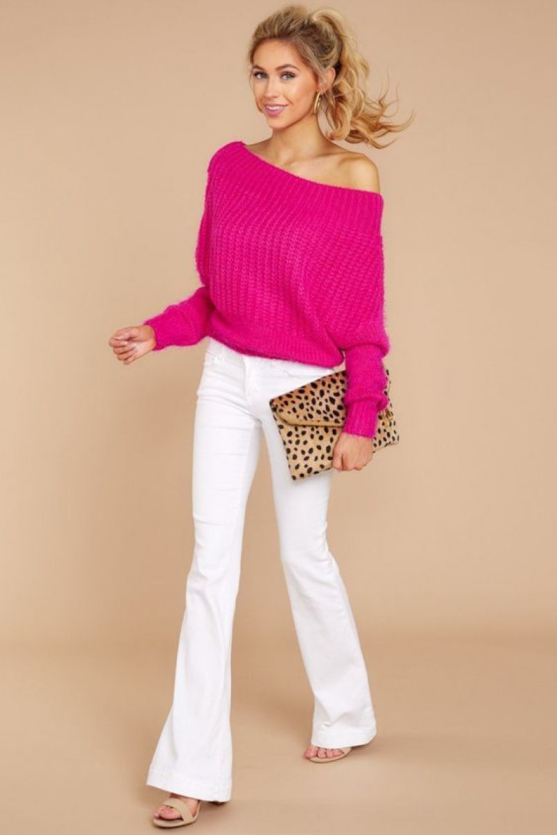 Pink Long Sleeves Sweater, White Cotton Beach Pant, Outfits