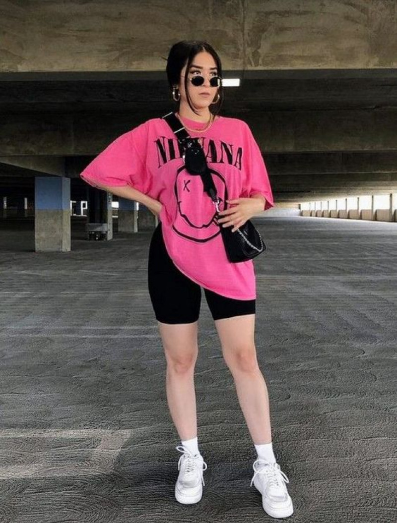 hot pink oversized tee