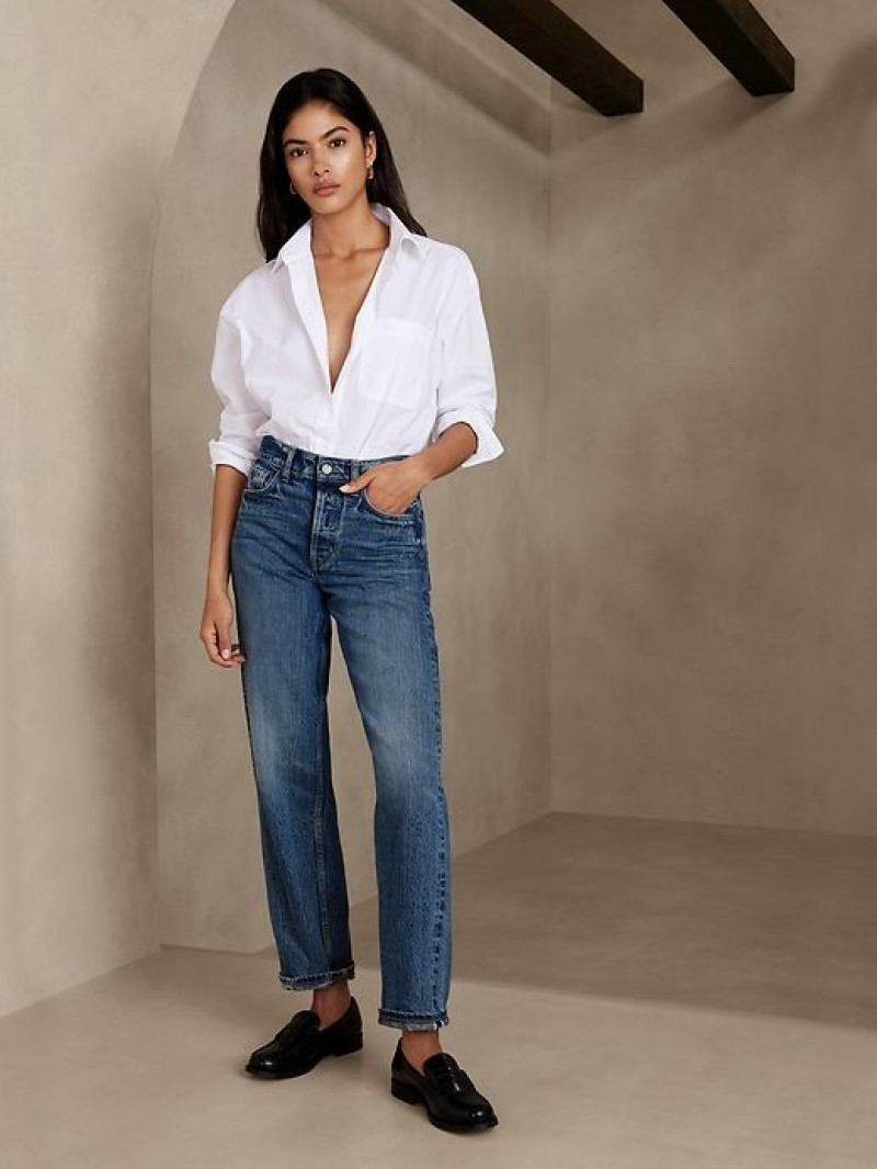 White 3/4 Sleeves Cropped Blouse, Light Blue Denim Casual Trouser, Jeans Outfit Ideas