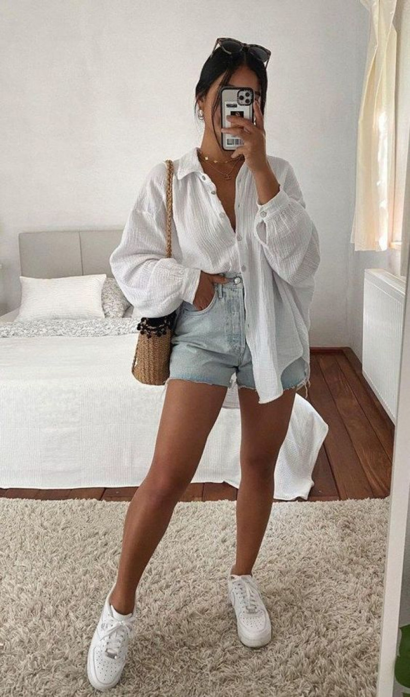 White Long Sleeves Shirt, Light Blue Hotpant, Summer Outfits
