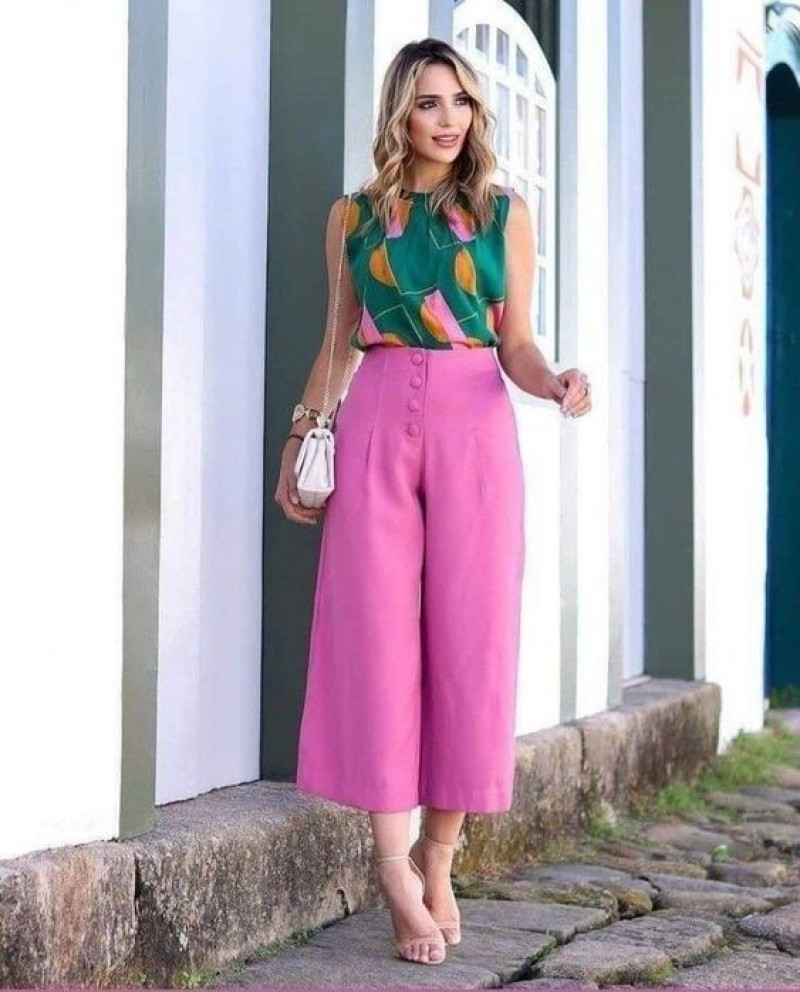 Short Sleeves Crop Top, Pink Silk Casual Trouser, Outfit