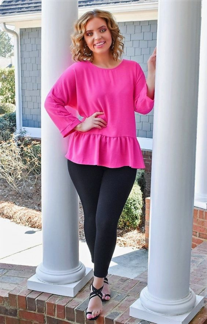 Pink Long Sleeves Blouse, Black Cotton Casual Legging, Outfits