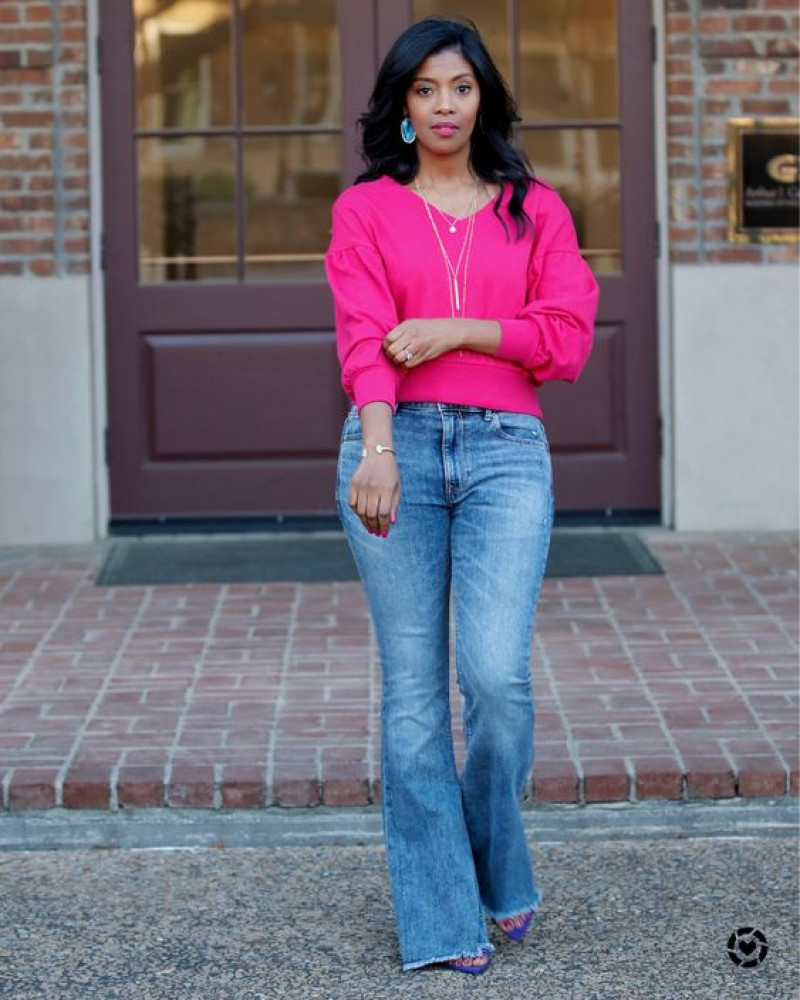 Pink Long Sleeves Cropped Blouse, Light Blue Denim Casual Trouser, Outfits