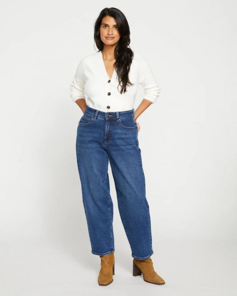 White 3/4 Sleeves Sweater, Dark Blue And Navy Denim Casual Trouser, Jeans Outfit Ideas