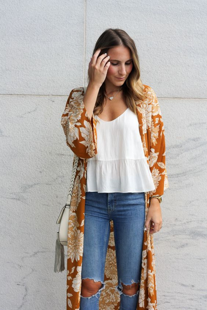 Long Sleeves Cardigan, Light Blue Denim Jeans, Kimono Outfit